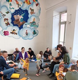 papa-leggi-con-me3.jpg - {papa-leggi-con-me3.jpg} - [126115]