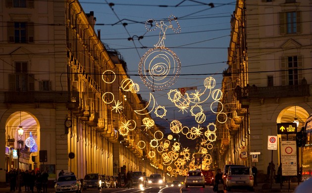 LuciArtistaTorino.jpg - {LuciArtistaTorino.jpg} - [126452]