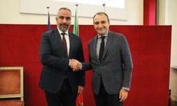 SindacoBetlemmeLoRusso.jpg - {SindacoBetlemmeLoRusso.jpg} - [128183]