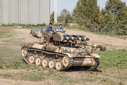 Immagine I mezzi in azione nell'area esterna (3360117).jpg - {Immagine I mezzi in azione nell'area esterna (3360117).jpg} - [128727]