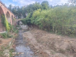 0.jpg - {0.jpg} - [129130]