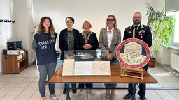 CinqueLetteAutografeReCarloAlberto.jpg - {CinqueLetteAutografeReCarloAlberto.jpg} - [129861]