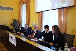 Terza tavola rotonda.JPG - {Terza tavola rotonda.JPG} - [130110]