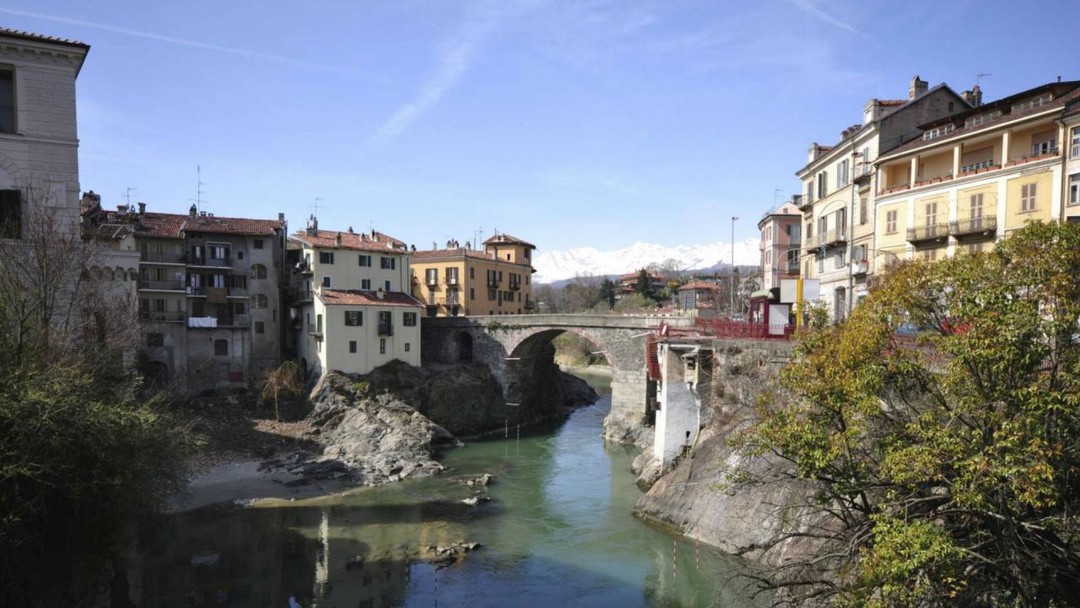IvreaCitta.jpg - {IvreaCitta.jpg} - [131609]