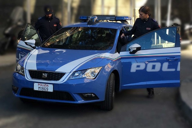 Foto Polizia di Stato volante.jpg - {Foto Polizia di Stato volante.jpg} - [131897]