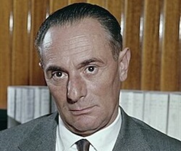 Enrico_Mattei_1950.jpg - {Enrico_Mattei_1950.jpg} - [132009]