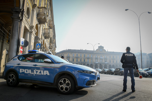 Polizia.jpg - {Polizia.jpg} - [132129]