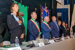 0.jpg - {0.jpg} - [132297]