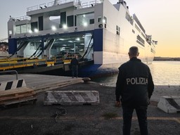 $RZZYVR4.jpg - {$RZZYVR4.jpg} - [132361]