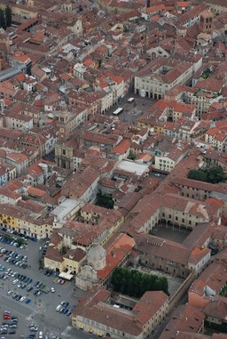 0.jpg - {0.jpg} - [132425]