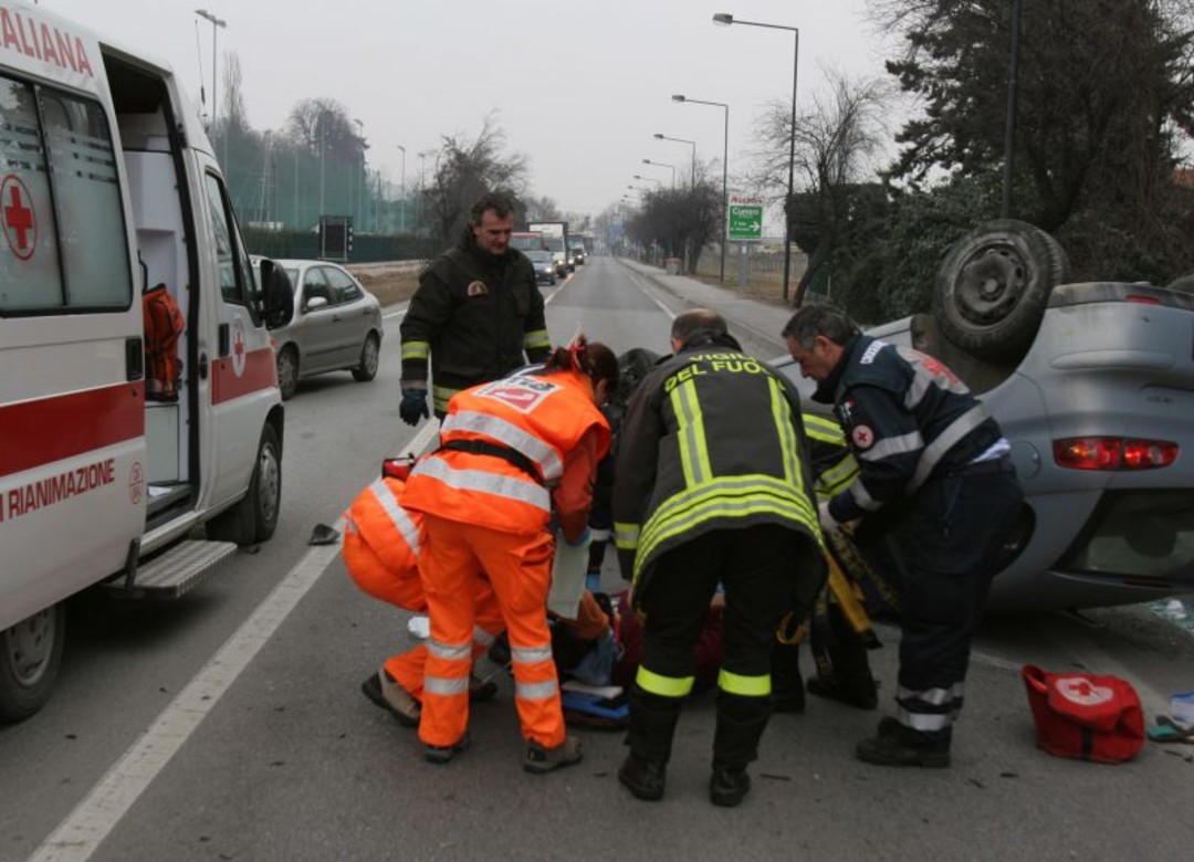 incidente stradale_prov cuneo.jpg - {incidente stradale_prov cuneo.jpg} - [1326]