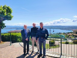 0.jpg - {0.jpg} - [132601]