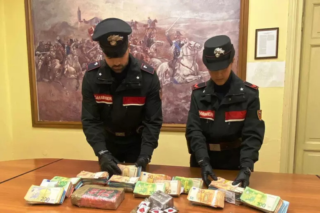 Carabinieri.jpg - {Carabinieri.jpg} - [132889]