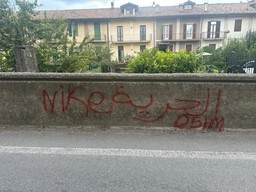 0.jpg - {0.jpg} - [133522]