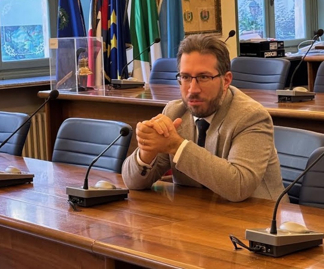 $RHH2318.jpg - {$RHH2318.jpg} - [133898]