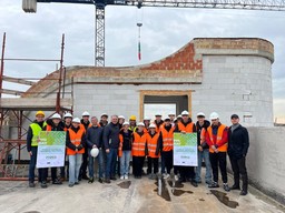 0.jpg - {0.jpg} - [134138]