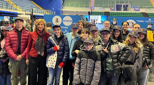 $RS3QOU6.jpg - {$RS3QOU6.jpg} - [134242]