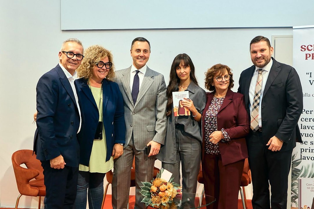 0.jpg - {0.jpg} - [134330]