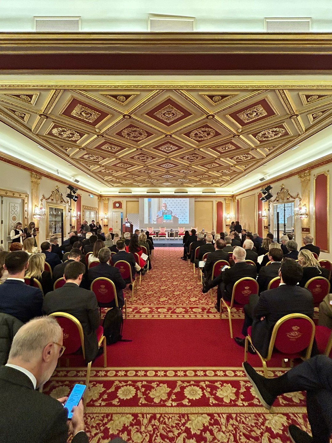 Immagine WhatsApp Image 2025-11-21 at 16.14.jpg - {Immagine WhatsApp Image 2025-11-21 at 16.14.jpg} - [134578]