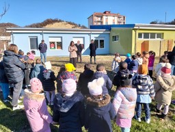 0.jpg - {0.jpg} - [134875]