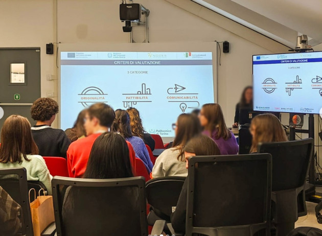 Foto laboratorio Diseg Politecnico.jpg - {Foto laboratorio Diseg Politecnico.jpg} - [134995]