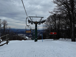 Seggiovia-Monte-Alpet-Sostegno-di-linea-e-veicoli-biposto.jpg - {Seggiovia-Monte-Alpet-Sostegno-di-linea-e-veicoli-biposto.jpg} - [135267]