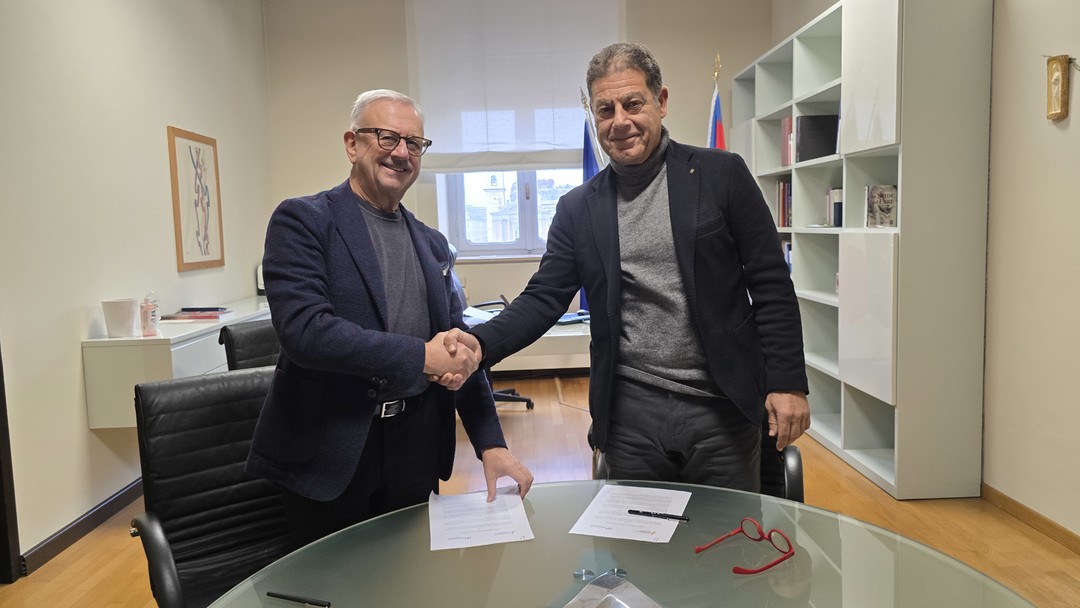 Foto da sinistra Michele Vietti e Giuseppe Ferro.jpg - {Foto da sinistra Michele Vietti e Giuseppe Ferro.jpg} - [135787]