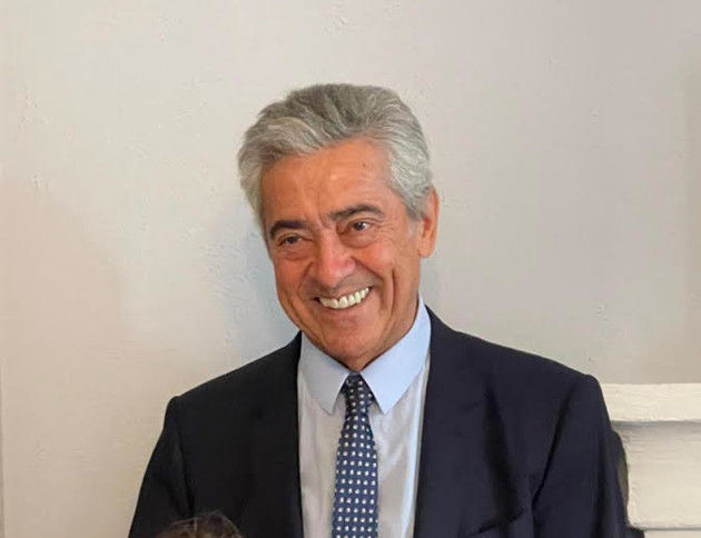 0.jpg - {0.jpg} - [135995]