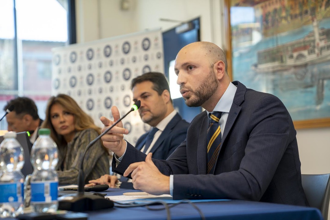 $RMYL534.jpg - {$RMYL534.jpg} - [136091]