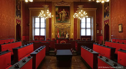 foto Sala Rossa Comune di Torino gdpl.jpg - {foto Sala Rossa Comune di Torino gdpl.jpg} - [136123]