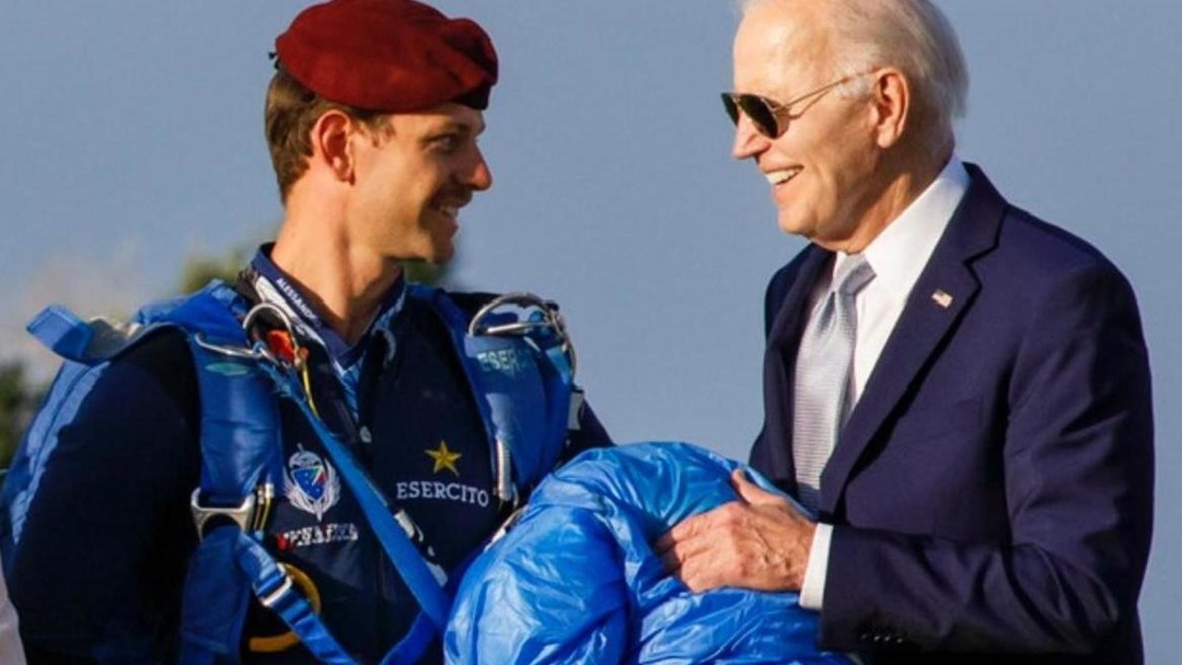 BinelloConBiden.jpg - {BinelloConBiden.jpg} - [13635]