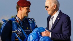 BinelloConBiden.jpg - {BinelloConBiden.jpg} - [13635]