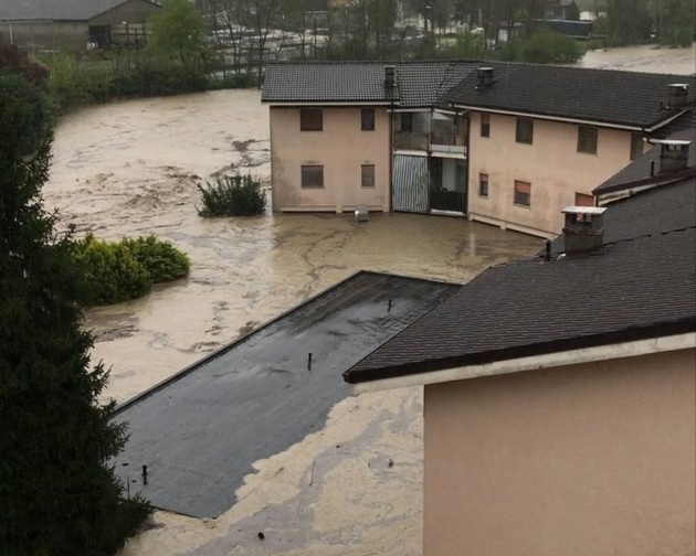 Foto alluvione maltempo Cavagnolo.jpg - {Foto alluvione maltempo Cavagnolo.jpg} - [136539]