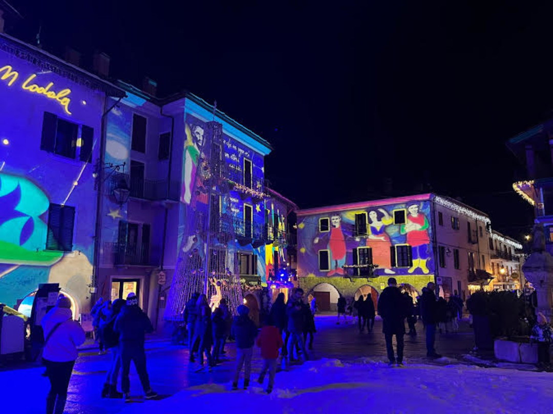 0.jpg - {0.jpg} - [137076]