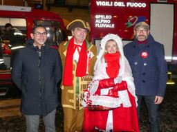 $RNWWHV7.jpg - {$RNWWHV7.jpg} - [137372]