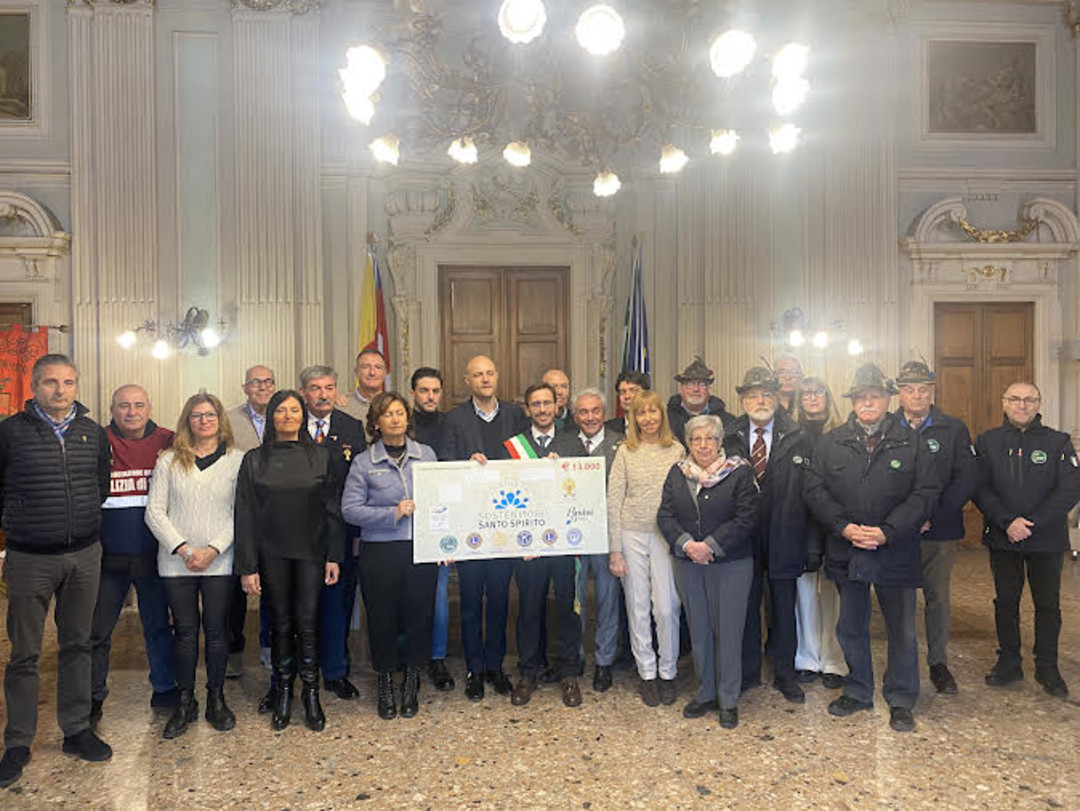 0.jpg - {0.jpg} - [137644]