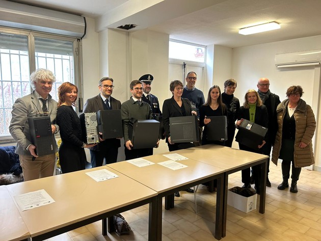 $RG2DE3C.jpg - {$RG2DE3C.jpg} - [137693]