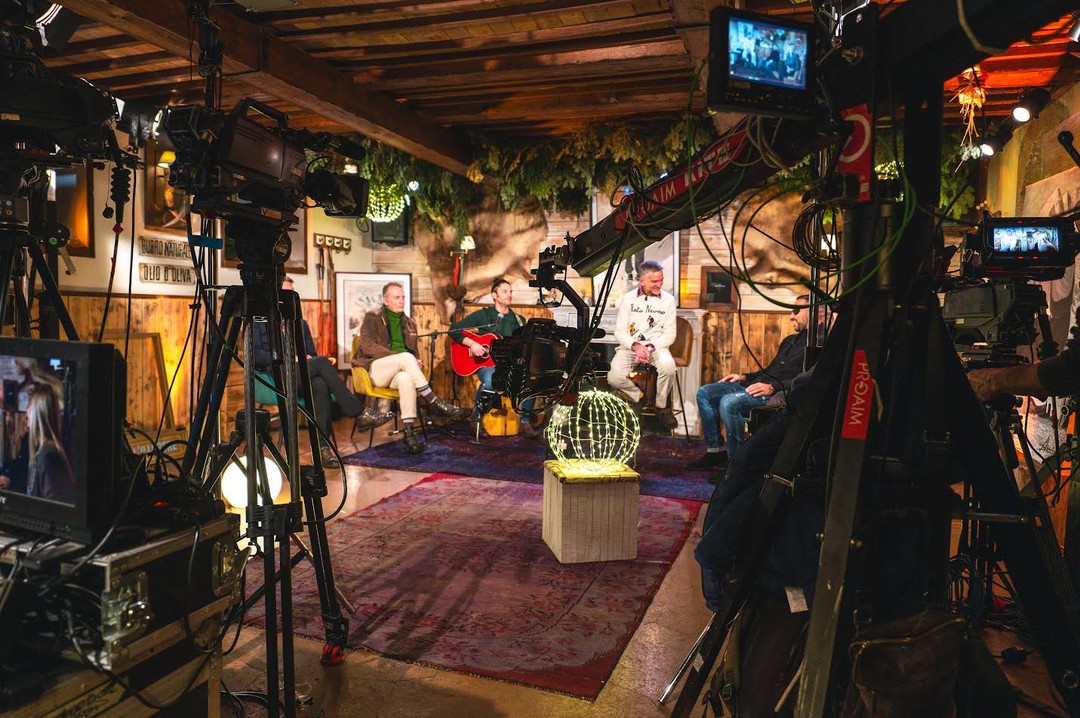 $RZ7CIZW.jpg - {$RZ7CIZW.jpg} - [137805]