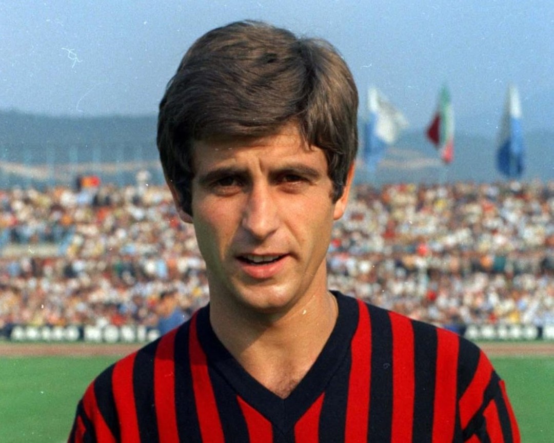 Gianni_Rivera_negli_anni_'70.jpg - {Gianni_Rivera_negli_anni_'70.jpg} - [137981]