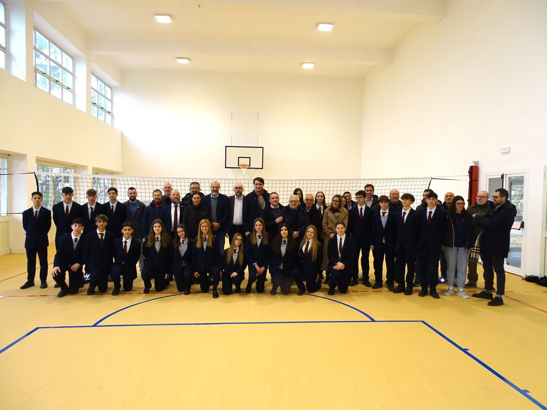 Foto-di-Gruppo-scaled.jpg - {Foto-di-Gruppo-scaled.jpg} - [138029]