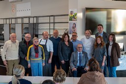 0.jpg - {0.jpg} - [138597]