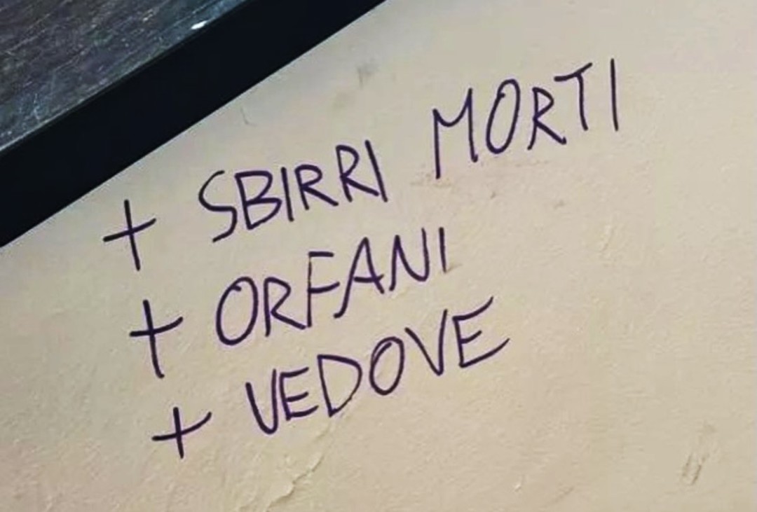 Foto scritte Università.jpg - {Foto scritte Università.jpg} - [139037]