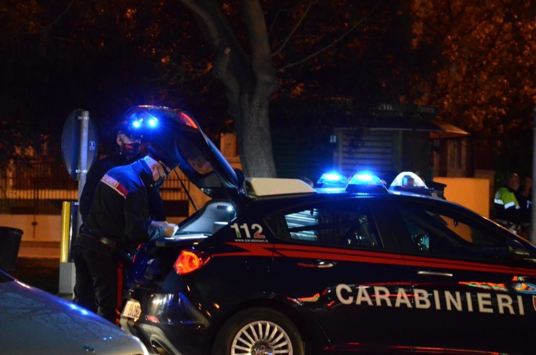carabinieri.jpeg - {carabinieri.jpeg} - [13947]