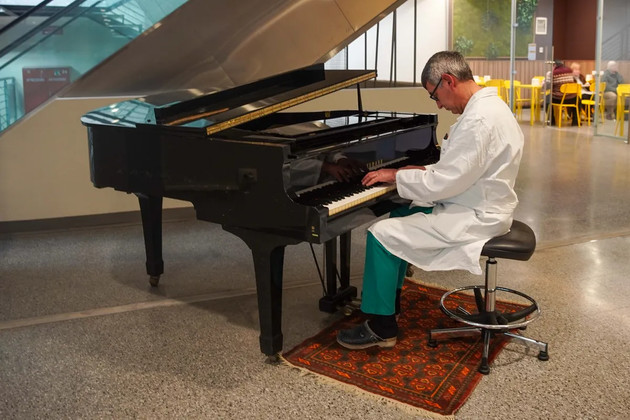 $RYC00LG.jpg - {$RYC00LG.jpg} - [139613]