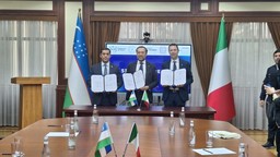 Italia e UzbekistanPolito.jpg - {Italia e UzbekistanPolito.jpg} - [139773]