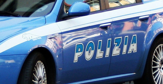 polizia-1-1.jpg - {polizia-1-1.jpg} - [139805]