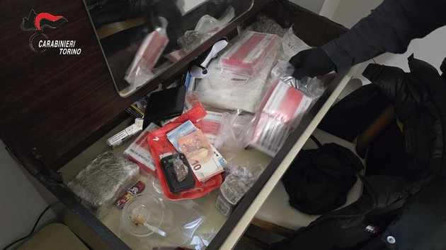 OperazioneAntidrogaCanavese.jpeg - {OperazioneAntidrogaCanavese.jpeg} - [139933]