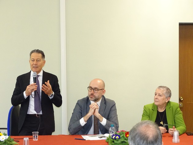 Foto.jpg - {Foto.jpg} - [140405]