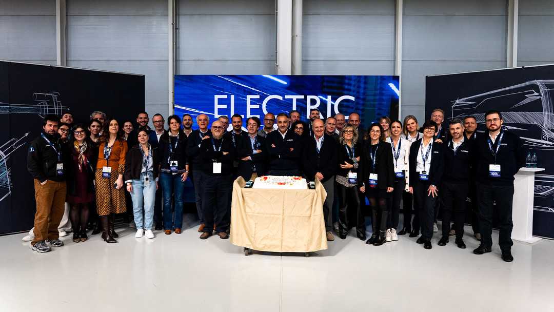 ElecrticDayIveco.jpg - {ElecrticDayIveco.jpg} - [140597]