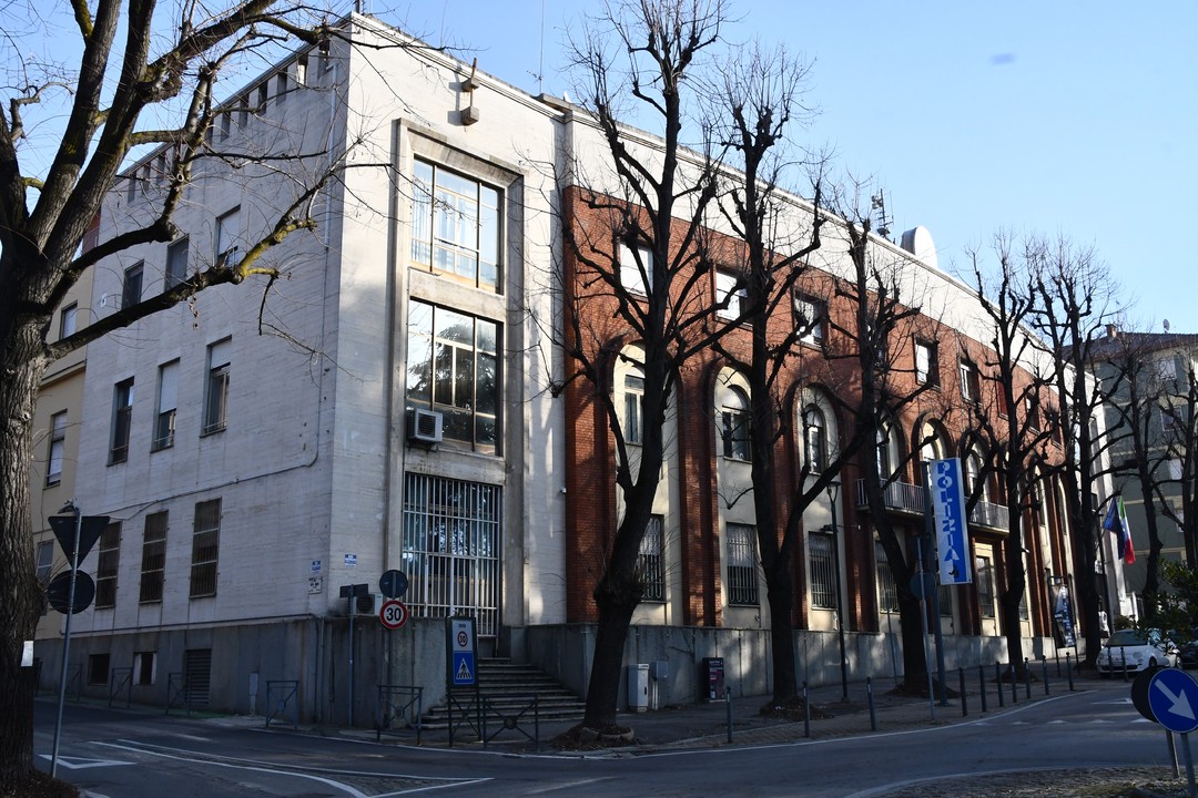 Questura Asti.jpg - {Questura Asti.jpg} - [141342]